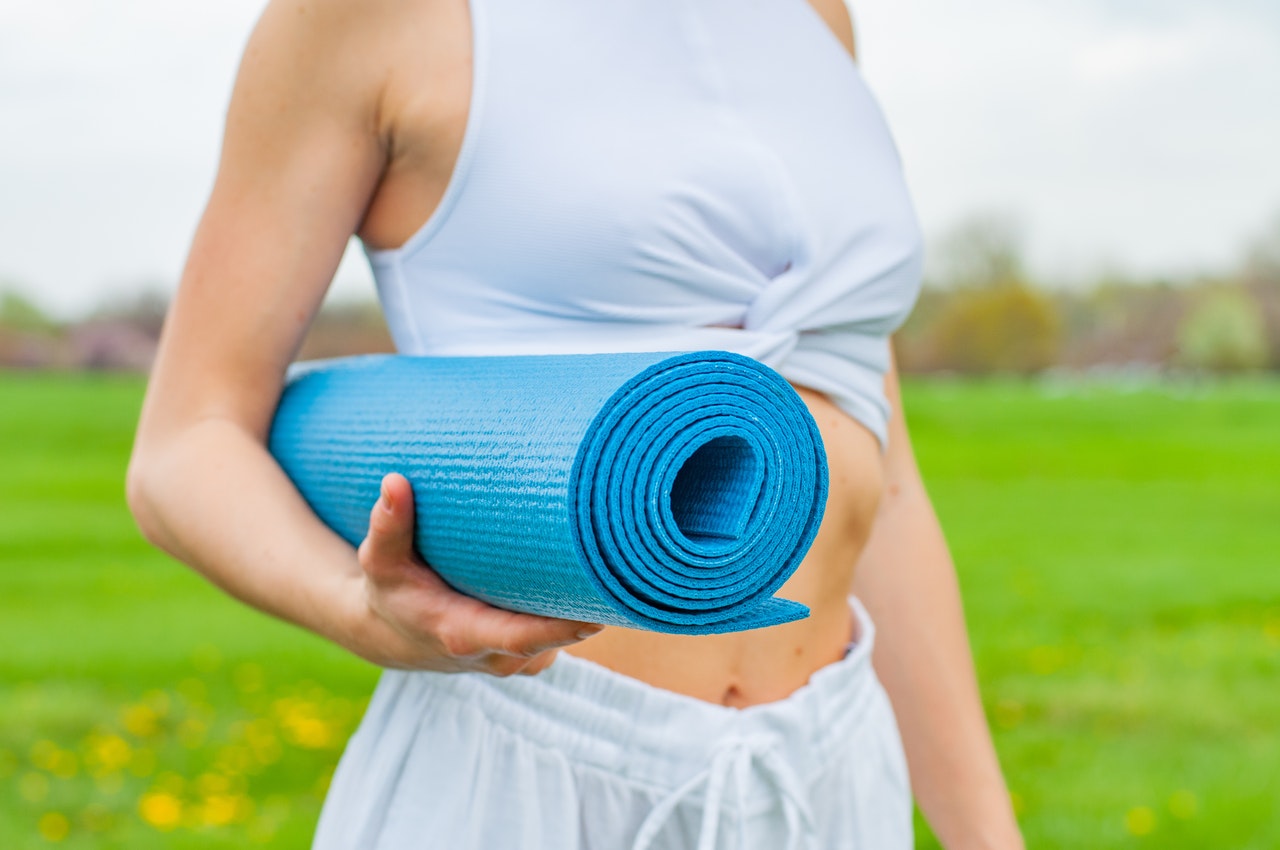 What to look for sales when buying a yoga mat